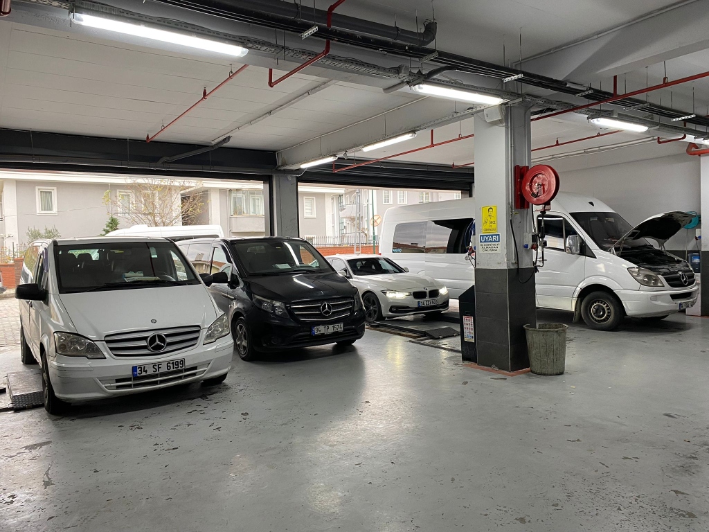 Kuzey Otomotiv Eurorepar Car Service Arnavutköy atölye